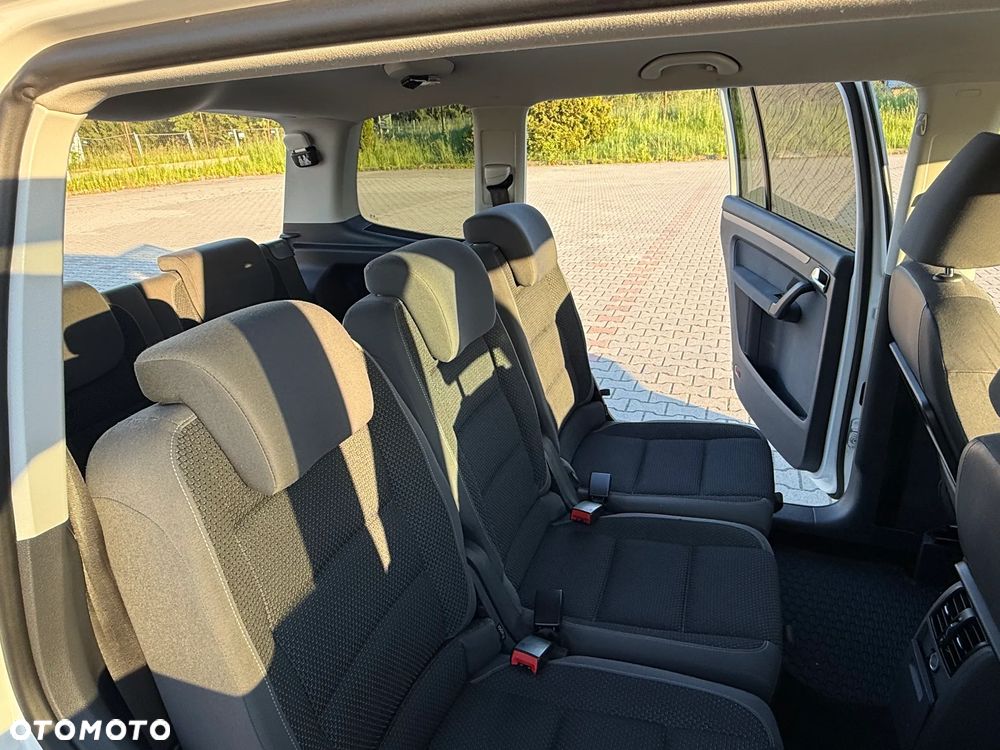 Volkswagen Touran 1.6 TDI DPF Comfortline - 16