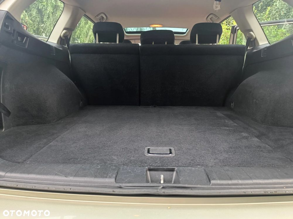 Subaru Legacy 2.0 D Active - 12