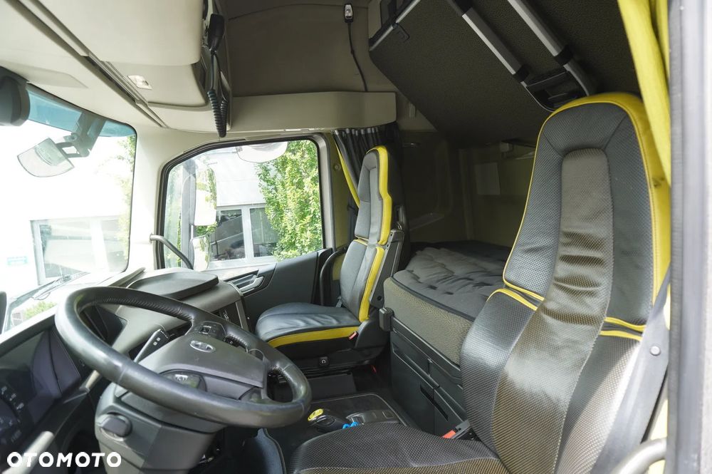 Volvo FH16 750 8x4x4 / 750 KM! / Rama do zabudowy / 4. oś skrętna i podnoszona - 15