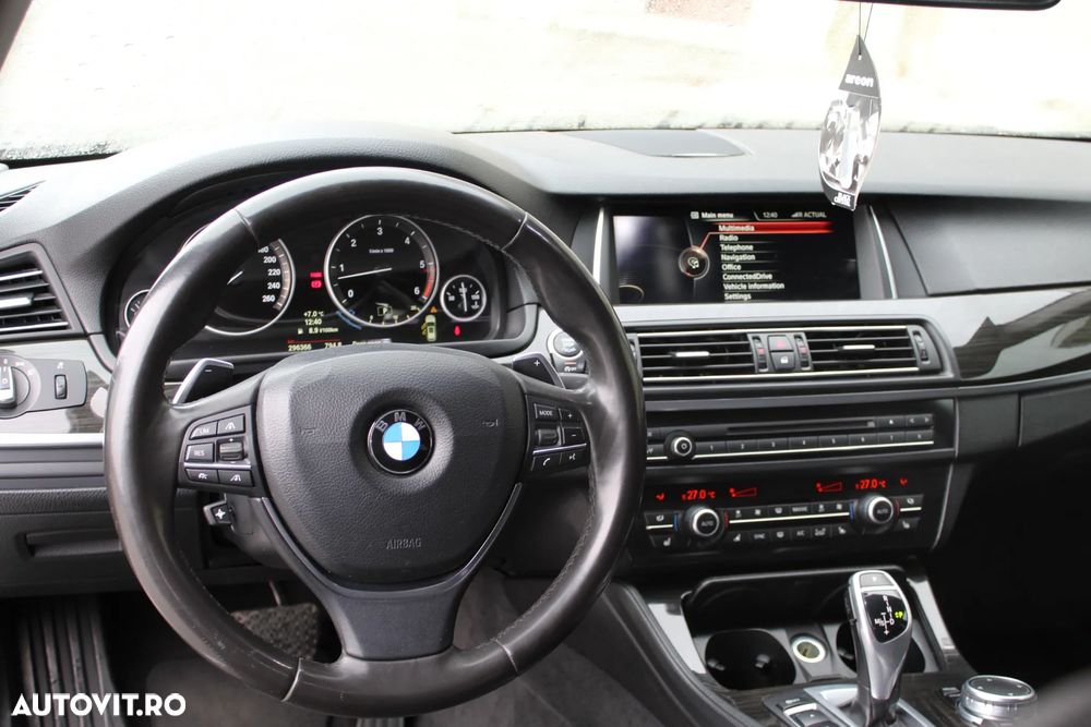 BMW Seria 5 530d xDrive Aut. Luxury Line - 2