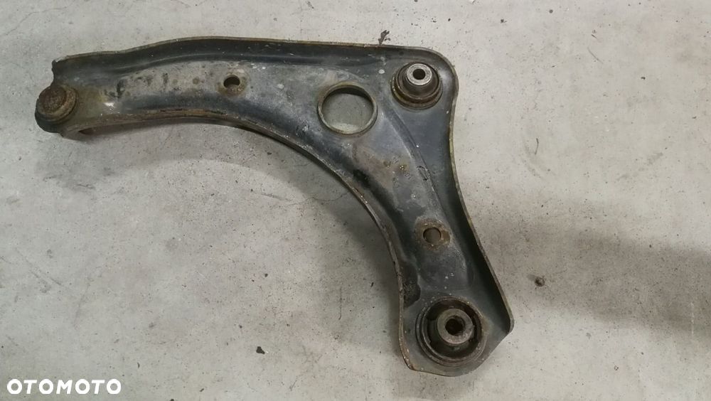 Wahacz prawy przód Nissan Note E12 13- - 2