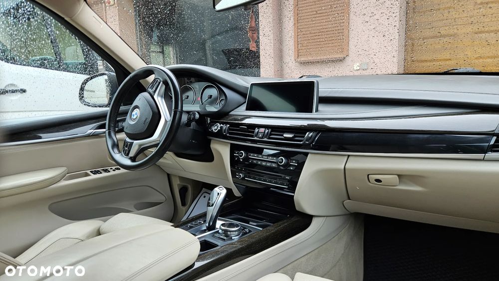 BMW X5 - 25