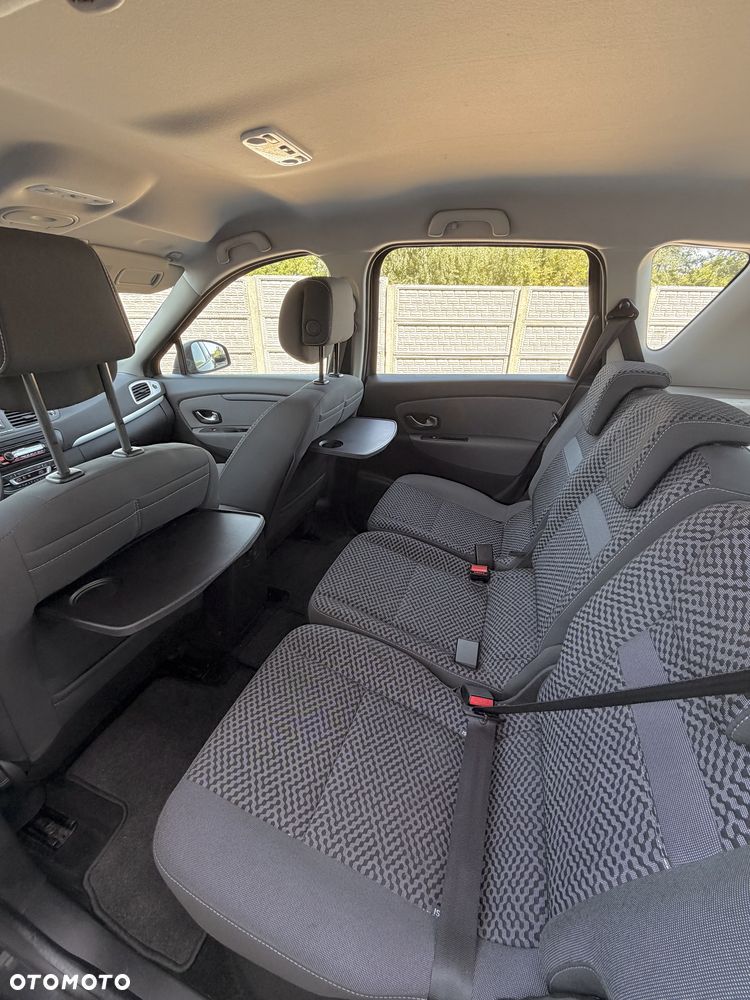 Renault Scenic - 7