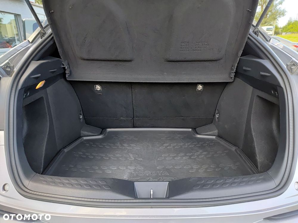 Toyota C-HR 1.2 T Dynamic - 8