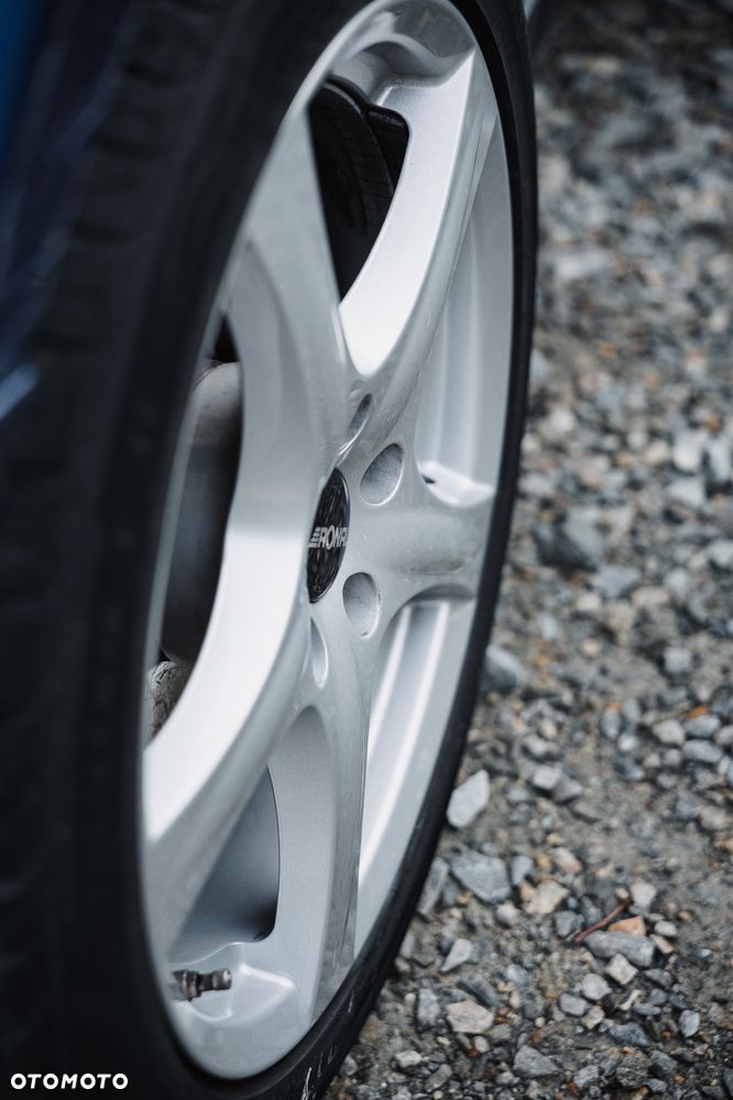 Volkswagen Passat 1.6 Exclusive - 31