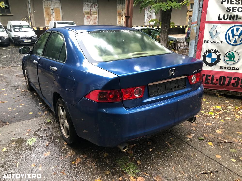 Dezmembrez Honda Accord 7 2,4 benzina 2006 albastru - 6