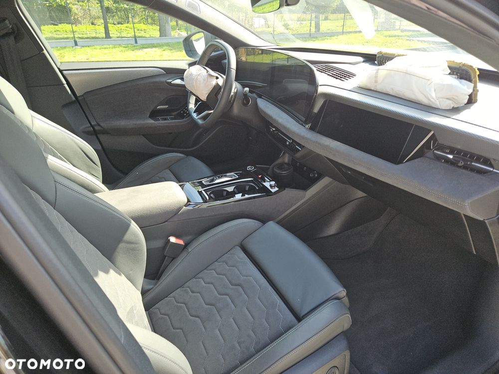 Audi A6 Avant e-tron - 11