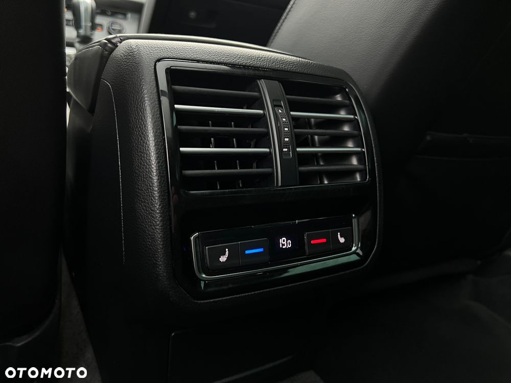 Volkswagen Passat Alltrack ver-2-0-tdi-bmt-4mot-highline-dsg - 16