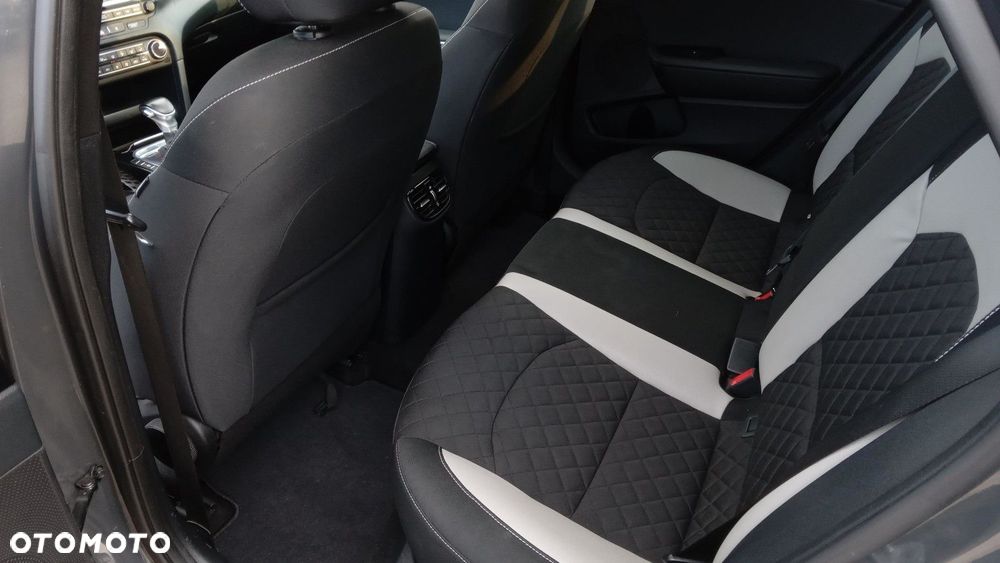 Kia ProCeed 1.4 T-GDI GT Line DCT - 35