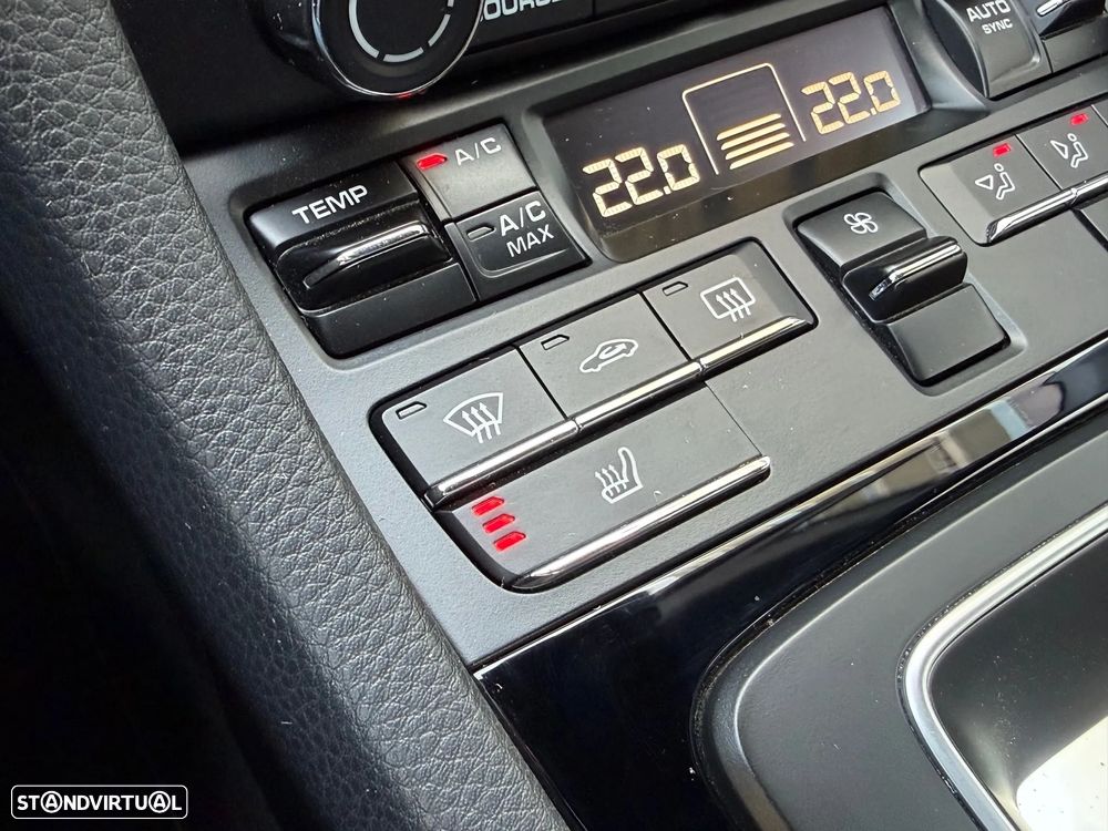 Porsche 718 Boxster 2.0 T PDK - 11