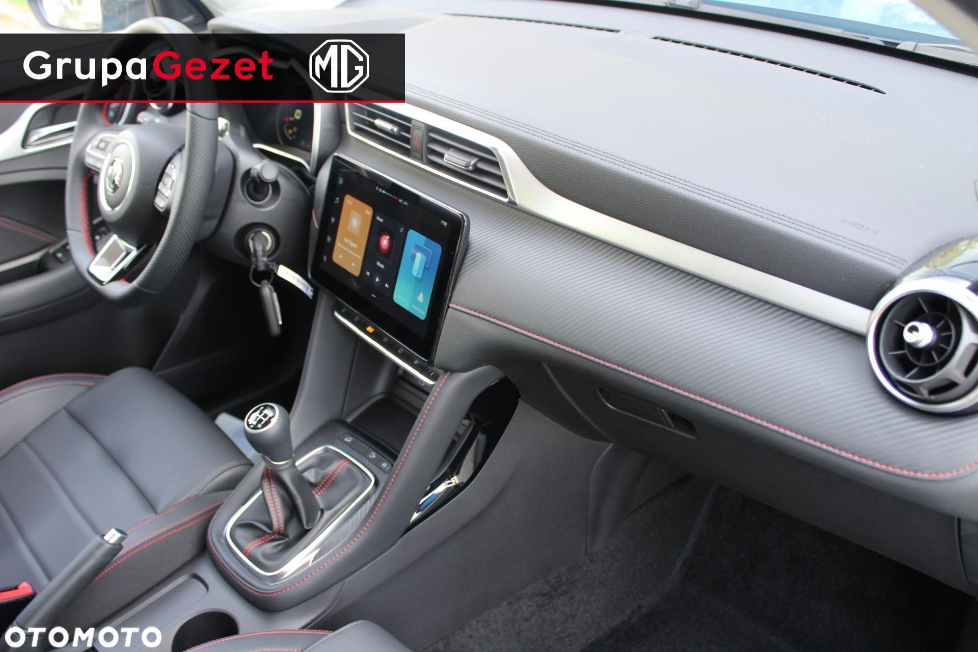 MG ZS - 8