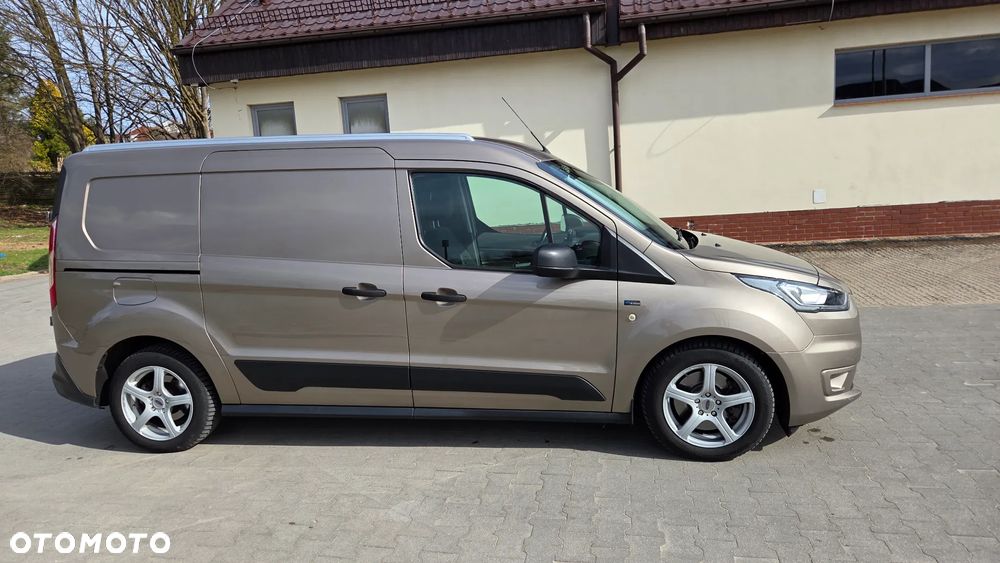 Ford Transit Connect - 13