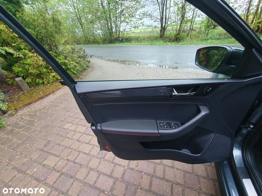 Skoda RAPID 1.4 TSI DSG Monte Carlo - 9