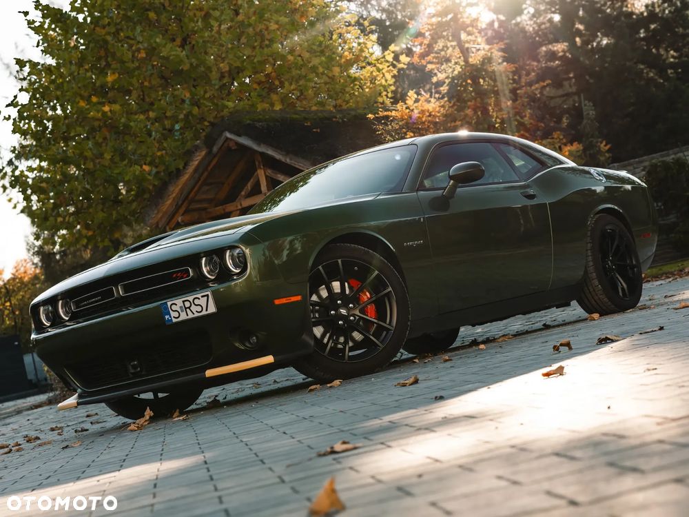 Dodge Challenger 2022 photo 2