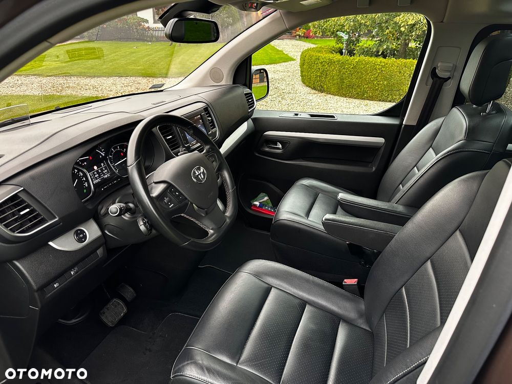 Toyota ProAce Kombi 2.0 D-4D Long 2,8t - 11