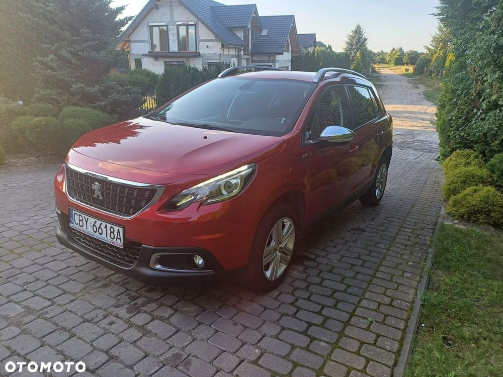 Peugeot 2008 1.5 BlueHDi Style - 4