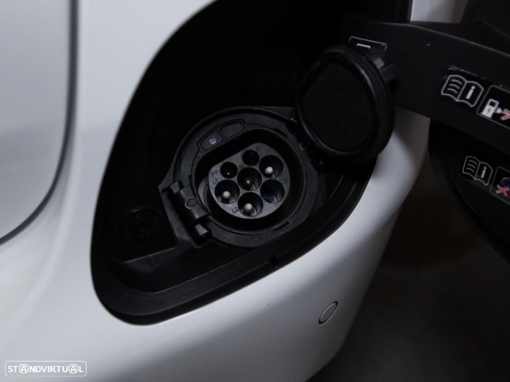 Mercedes-Benz C 300 de T 9G-TRONIC Night Edition - 13