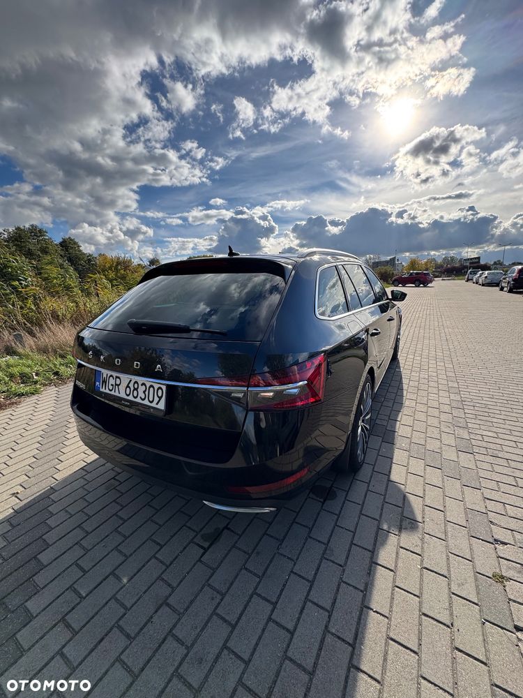 Skoda Superb 2.0 TDI L&K DSG - 8