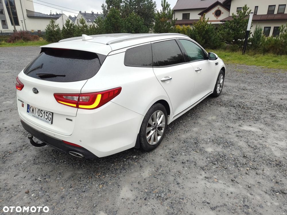 Kia Optima - 6