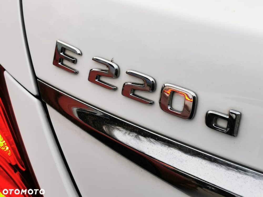 Mercedes-Benz Klasa E - 27