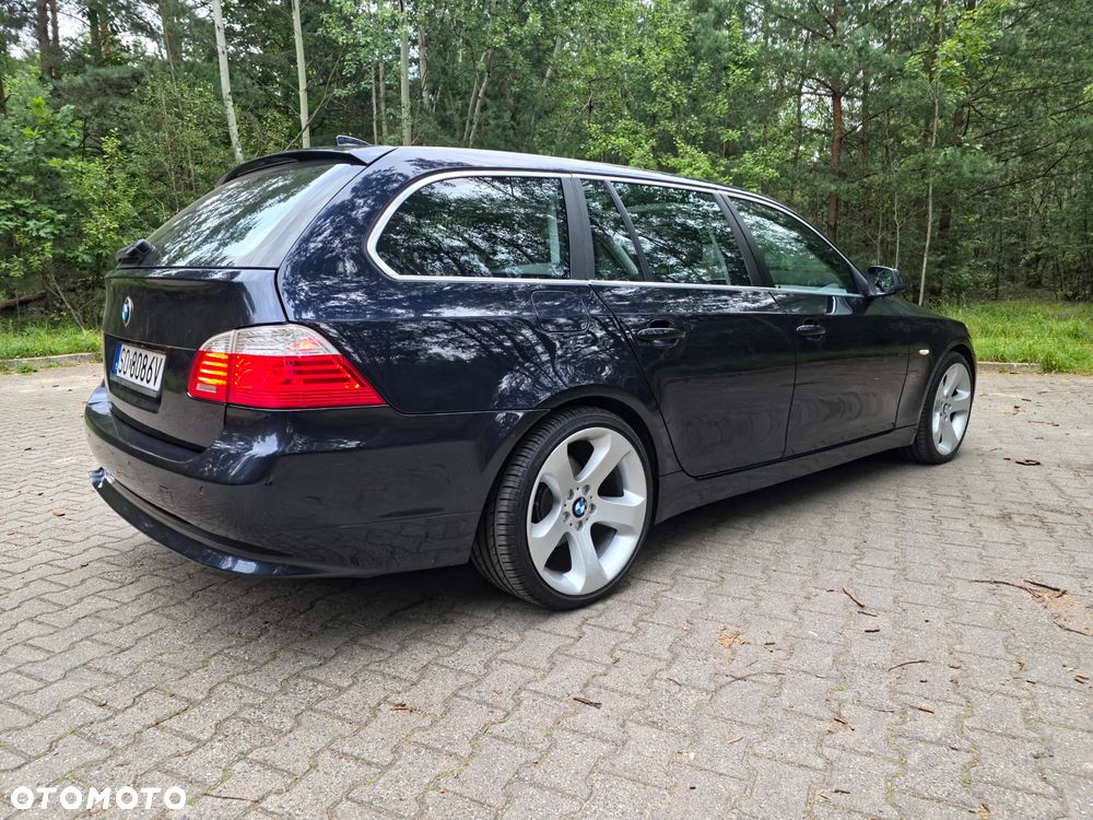BMW Seria 5 525d Edition Sport - 29