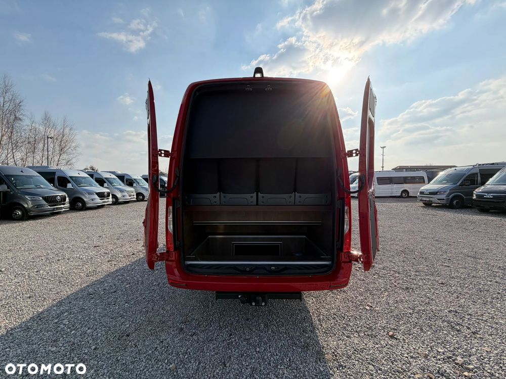 Mercedes-Benz Sprinter 519 - 9