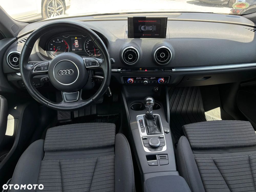 Audi A3 Sportback 1.4 TFSI S tronic S line Sportpaket - 19