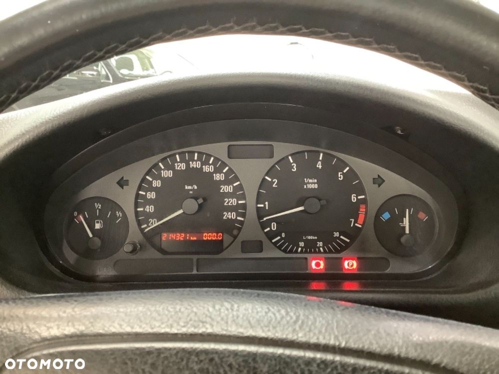 BMW Seria 3 - 13