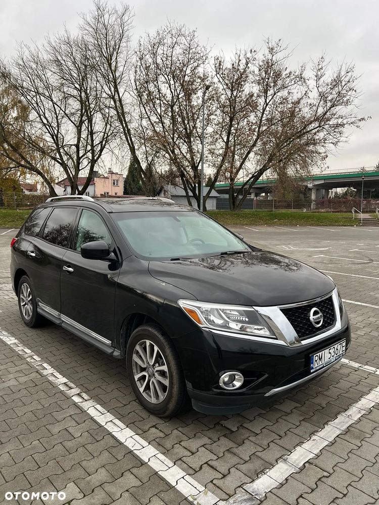 Nissan Pathfinder - 3