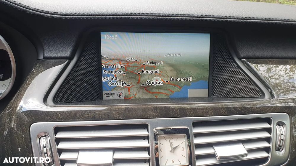 Mercedes-Benz CLS 350 CDI BlueEfficiency 4MATIC SB Aut - 8