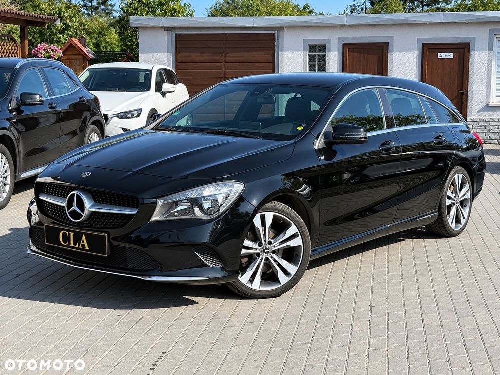 Mercedes-Benz CLA 200 Urban - 2