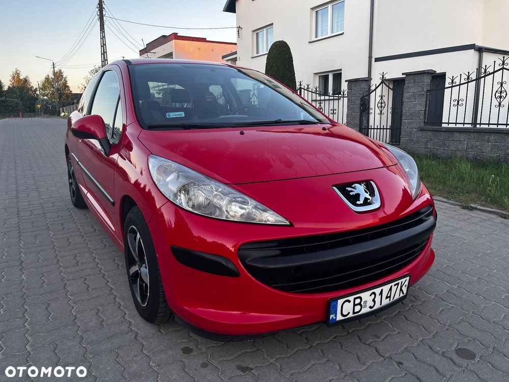 Peugeot 207 - 11