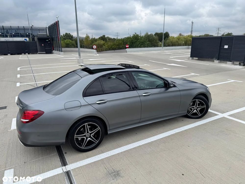 Mercedes-Benz Klasa E 220 d 4-Matic 9G-TRONIC - 8