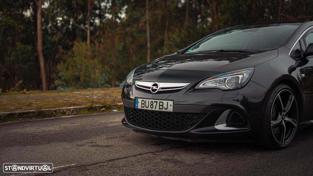 Opel Astra GTC OPC 2.0 T - 3