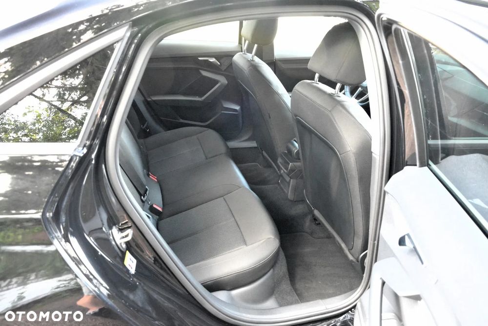 Audi A3 Limousine 30 TFSI mHEV S tronic - 34