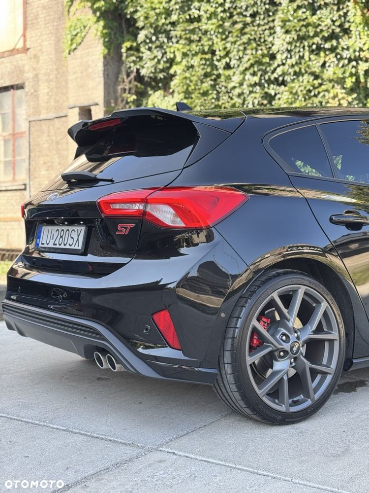 Ford Focus 2.0 EcoBlue ST - 19