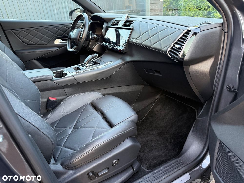 DS Automobiles DS 7 Crossback - 17