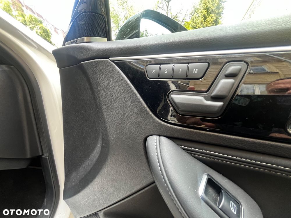 Infiniti Q30 2.0t Sport AWD 7DCT - 7