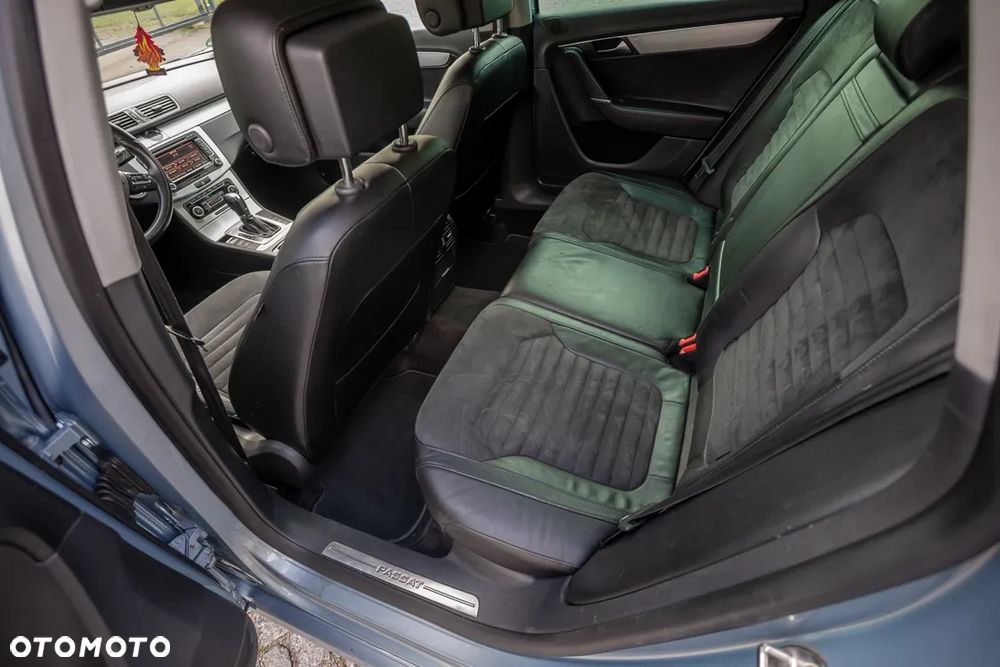 Volkswagen Passat 2.0 TDI DPF Highline DSG - 18