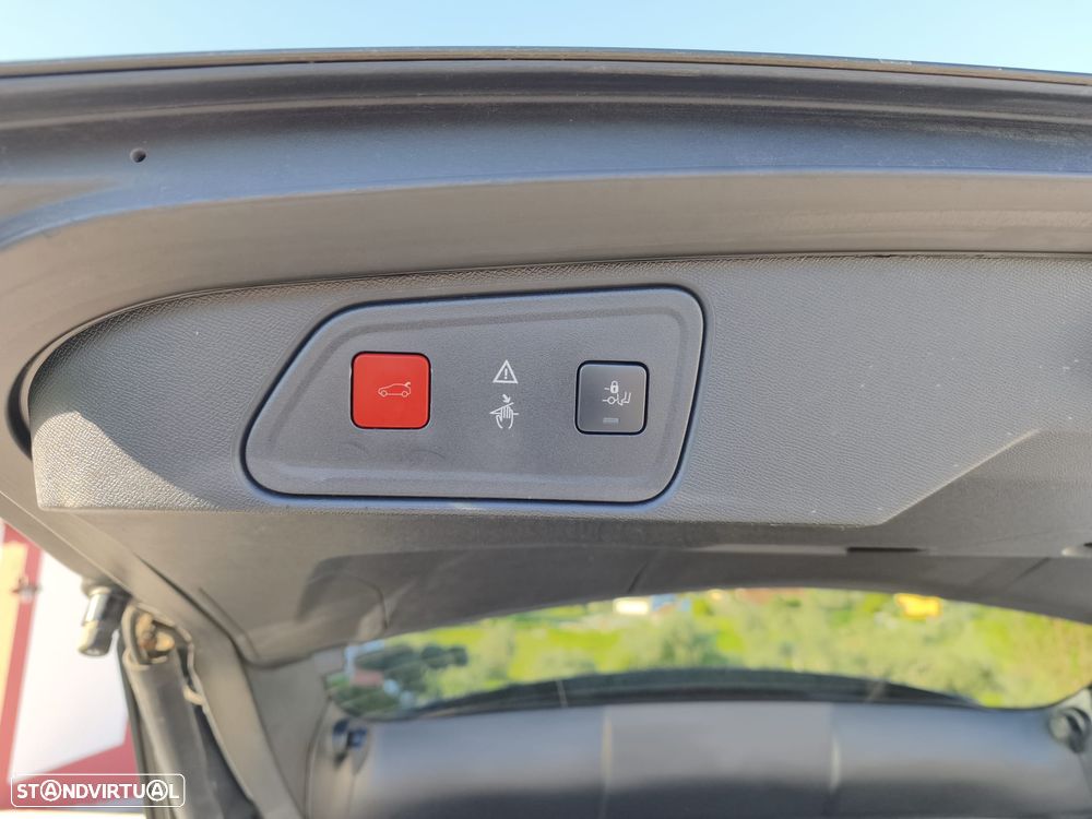 Peugeot 3008 BlueHDi 180 Stop & Start EAT6 GT - 20