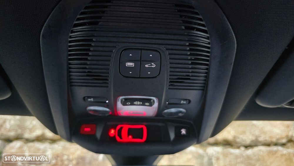 Peugeot 5008 1.5 BlueHDi GT Line J19 EAT8 - 14