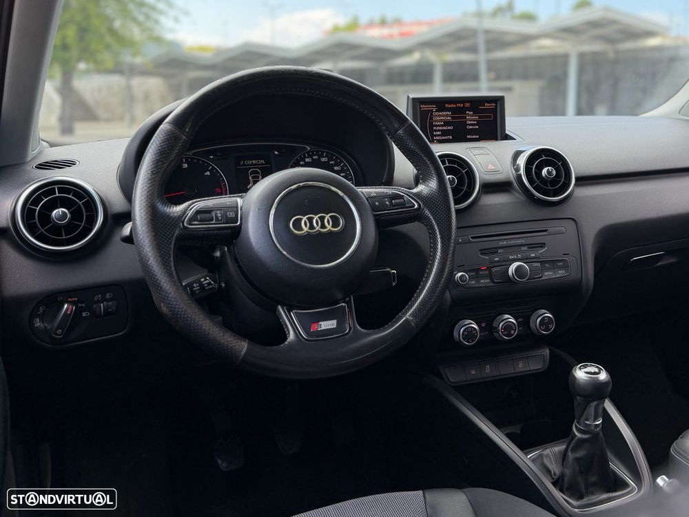 Audi A1 Sportback 1.6 TDI S line edition - 5