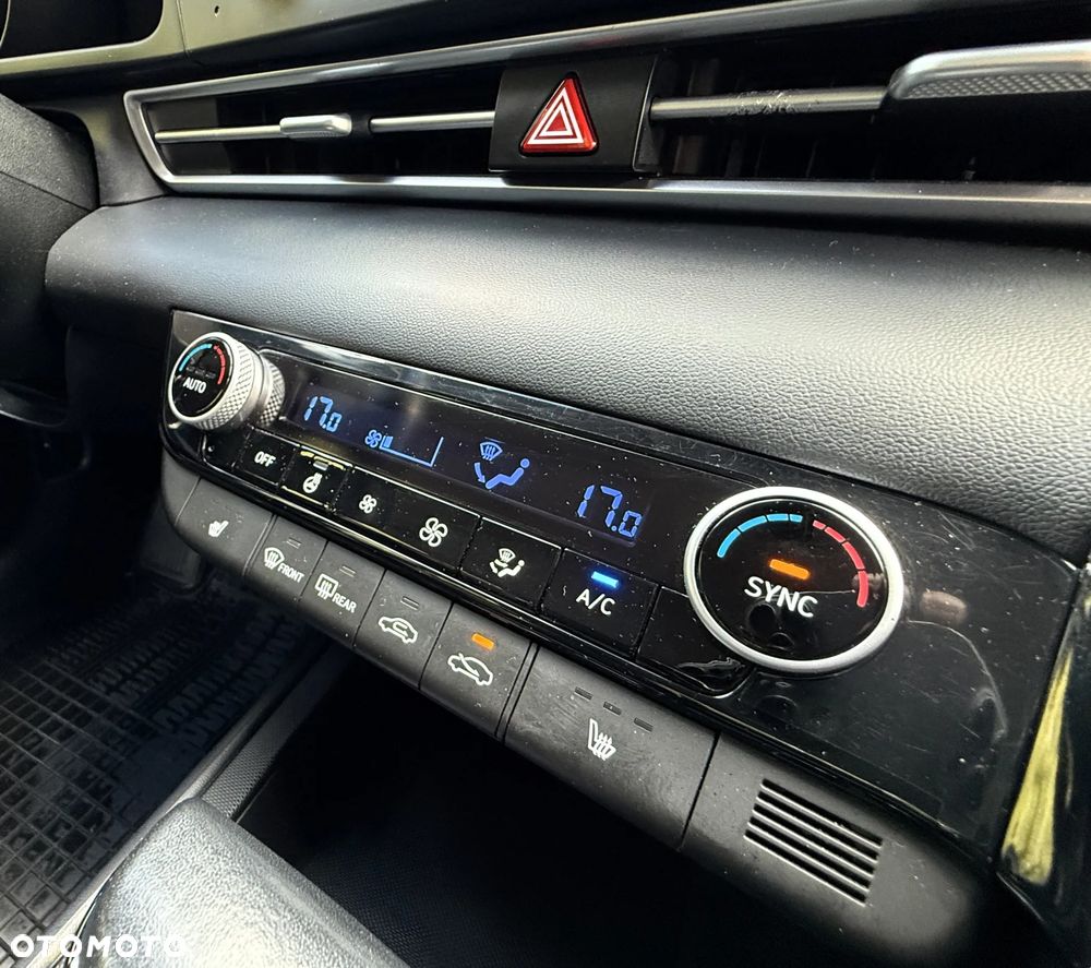 Hyundai Elantra 1.6 Smart CVT - 29