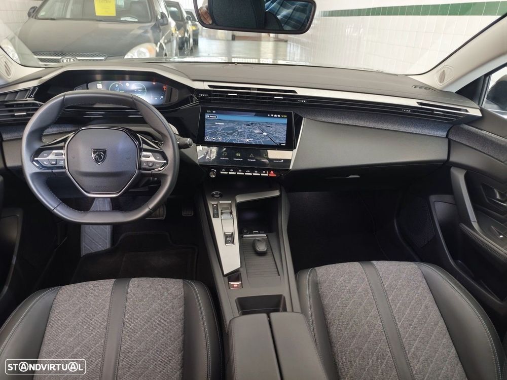 Peugeot 408 1.6 Hybrid Allure e-EAT8 - 14