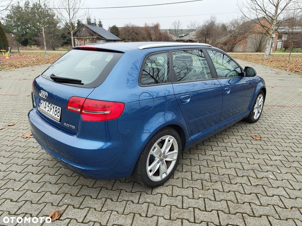 Audi A3 Sportback 2.0 TDI Ambiente - 9
