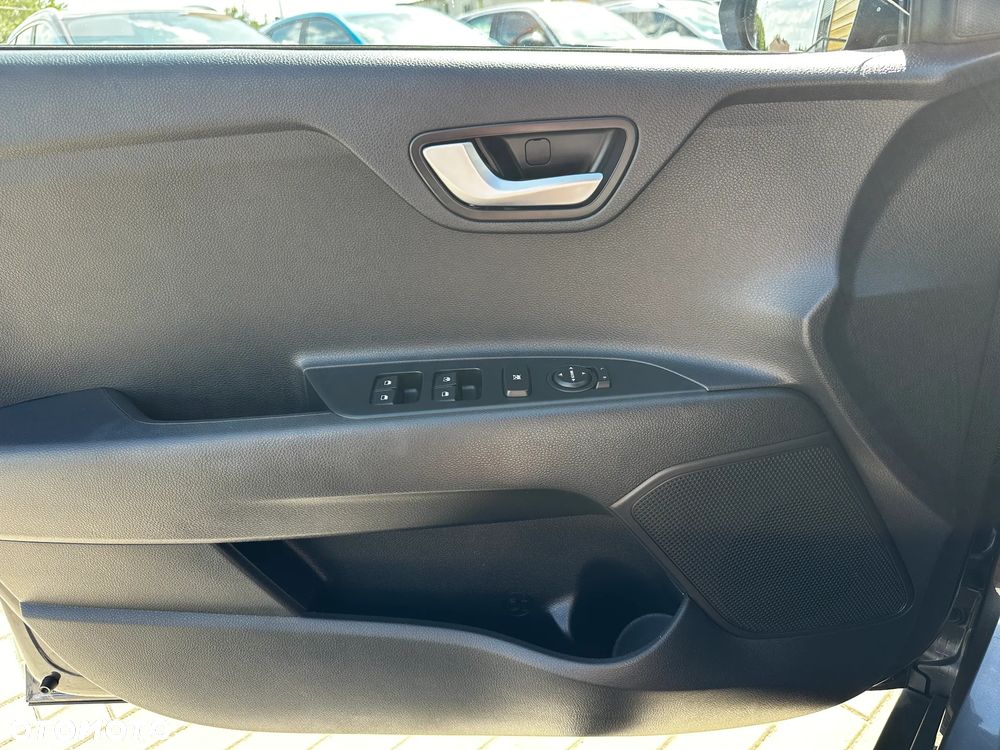 Kia Stonic - 19
