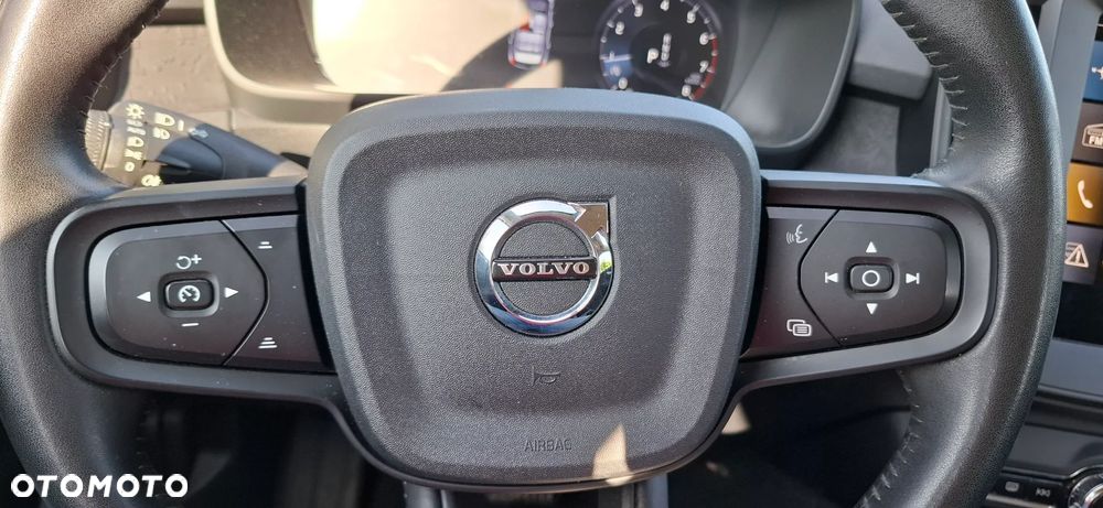 Volvo XC 40 T2 Core - 19