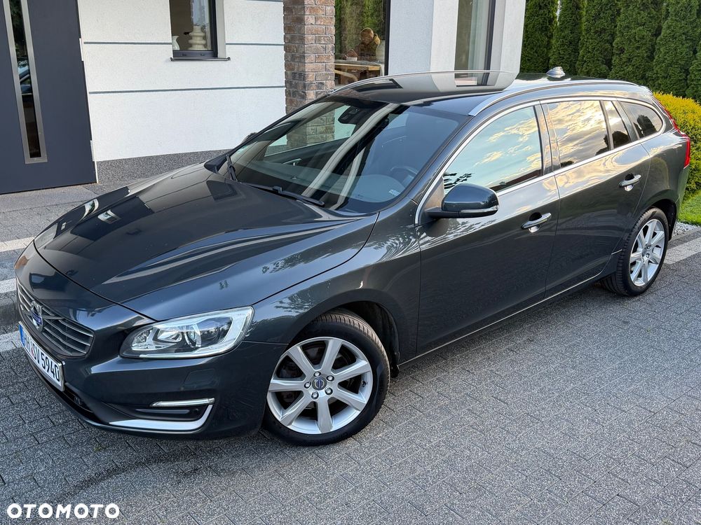Volvo V60 D2 Drive-E Momentum - 9