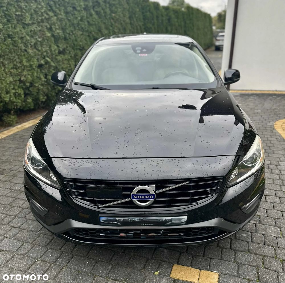 Volvo S60 T5 Drive-E Dynamic Edition (Momentum) - 4