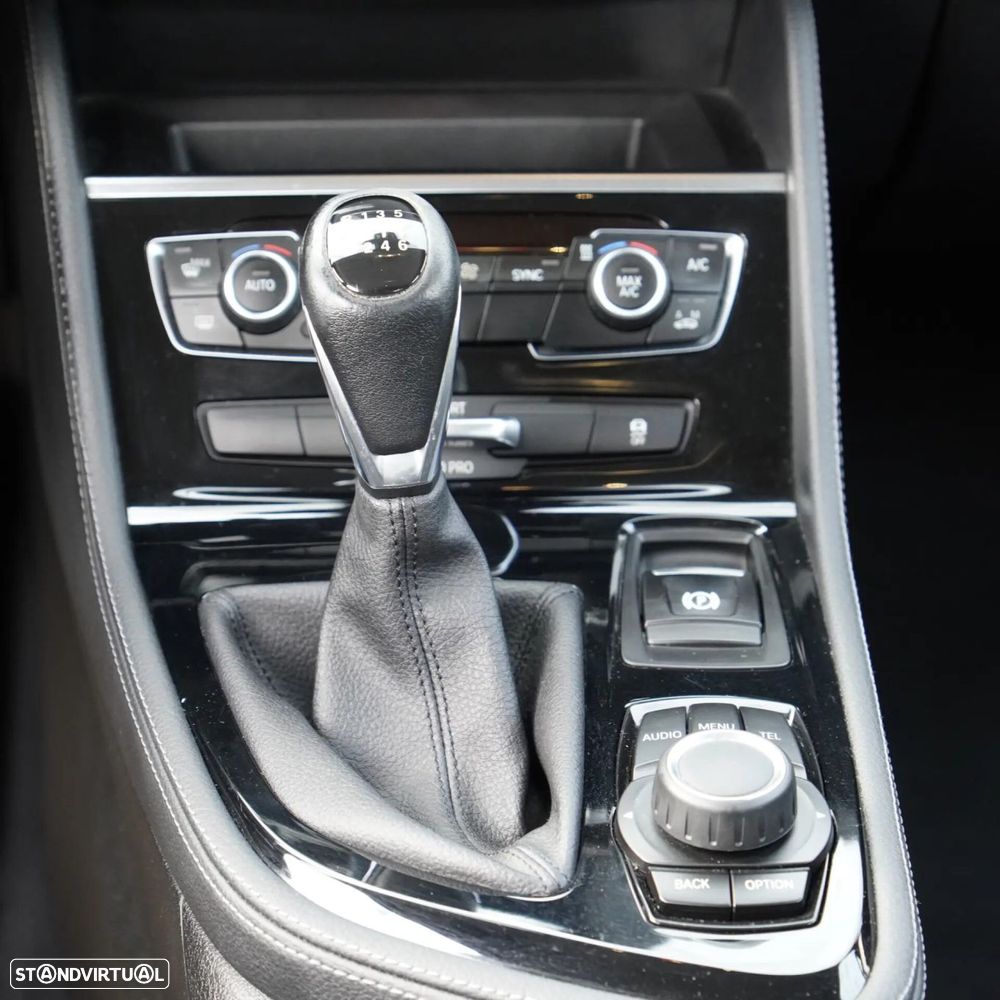 BMW 216 Active Tourer d - 14